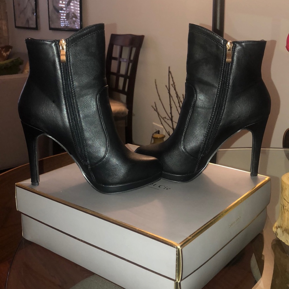 Gold Rhinestone Black Bootie - Picture 2 of 9